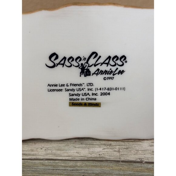 Sass n Class Annie Lee Seeds & Rinds 2004 African American Folk Art Figurine - Picture 8 of 16